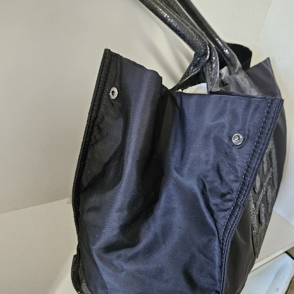 LikeNew!Tory Burch XXL Black Nylon and snake leather Tote bag - Picture 7 of 12